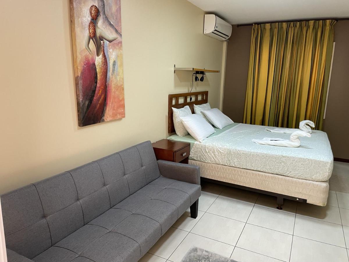 101 Suites Paramaribo Exterior foto