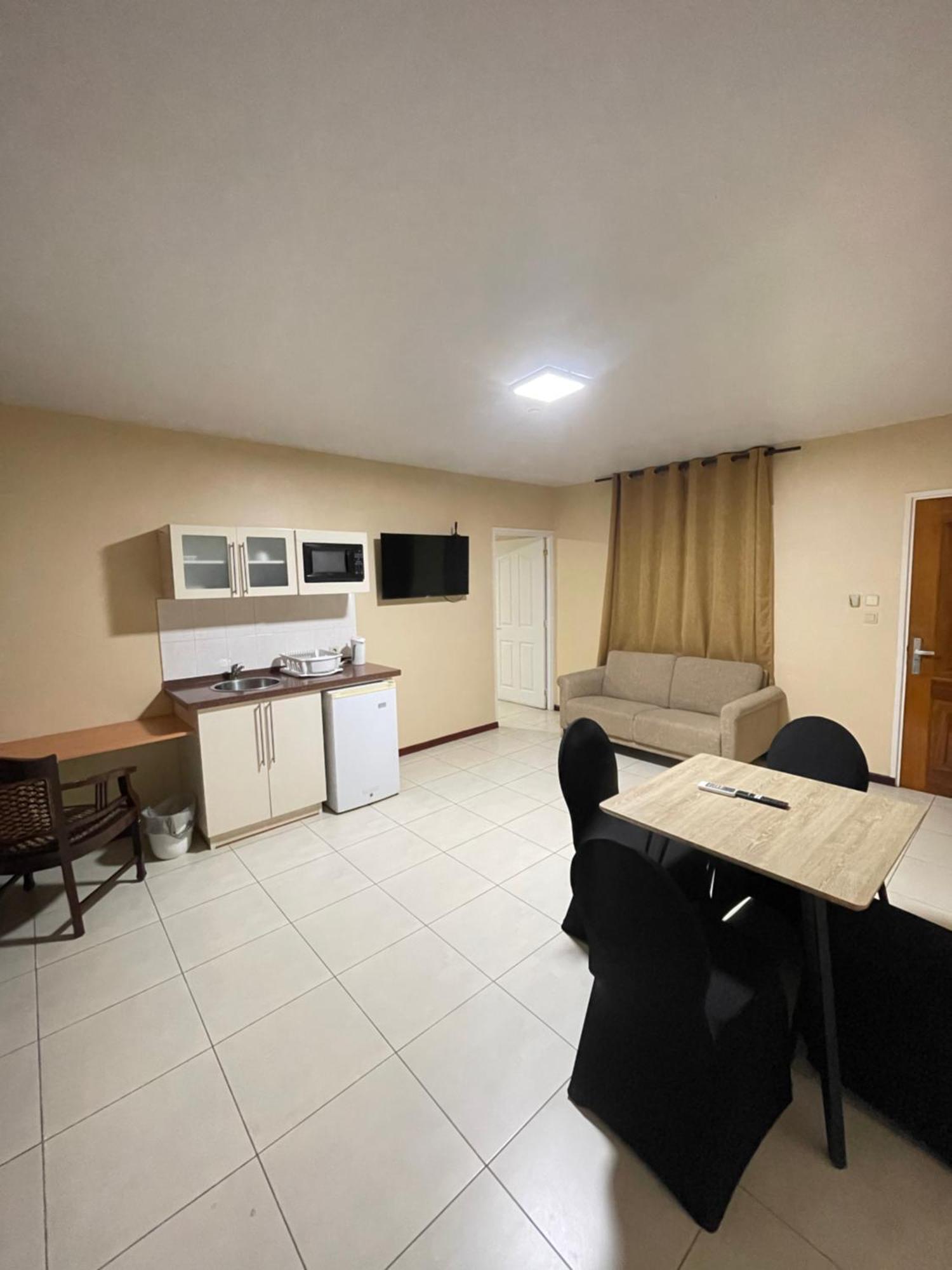 101 Suites Paramaribo Exterior foto